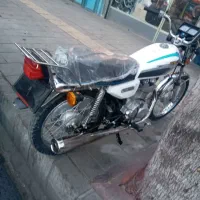 موتور سیکلت مدل ۸۲