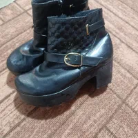 پوتین سایز ۳۹