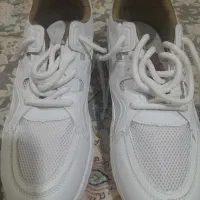 فروش کفش کتونی