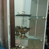 گنجه تمیزوسالم بدون وسایل داخل