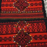 زیح آستین گلدار تاج دار|لباس|ایرانشهر, |دیوار