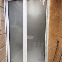 اجراوتعمیر دربهای دوجداره و توری‌های پلیسه (کشویی)