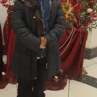 تعدادی لباس دست دوم