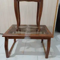 میز چوبی