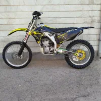 سوزوکیrmz250