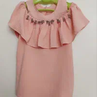 چند تیکه لباس دخترانه در حد نو