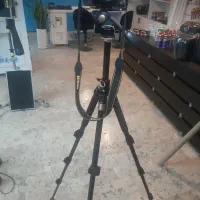 سه پایه عکاسی و فلیم برداری حرفه ای