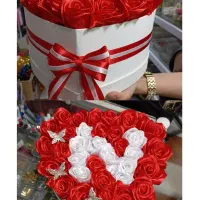 باکس و دسته گل روز مادر|گل مصنوعی|شیبکوه (فارس), |دیوار