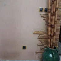 نی بامبو و گلدان