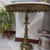 آیینه و شمعدان|آینه|شهریار, کهنز|دیوار