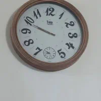 ساعت دیواری