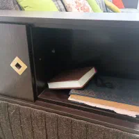 مبل راحتی هفت نفره کارکرده قابل تعمیر جزئی