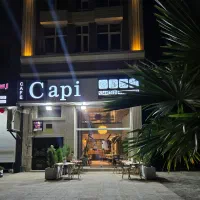 استخدام باریستا و ویتر خانم حرفه ای در کافه مجلل