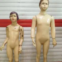 مانکن و عروسک لباس بچه گانه