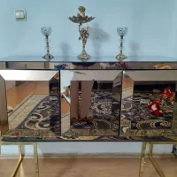 کنسول تمام آینه