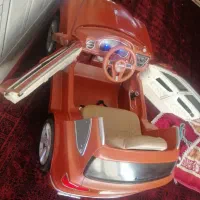 ماشین شارژی لاکچری با 2تا باطری نو2025|اسباب‌‌بازی|اصفهان, بوستان ناژوان|دیوار