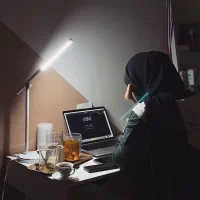 (کار با گوشی مناسب بانوان)