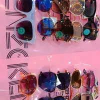 حراج عینک آفتابی و لباس های اورجینال زنانه