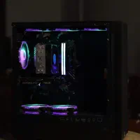 کیس گیمینگ باگرافیکRTX 5050|رایانه رومیزی|سیرجان, |دیوار