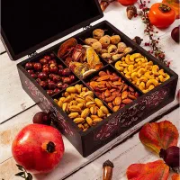 انواع باکس گل و میوه و آجیل یلدا