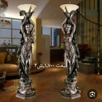 تعدادی اکسسوری کنار سالنی و دکوری شیک