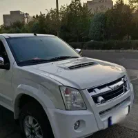 ایسوزو دی مکس Dmax