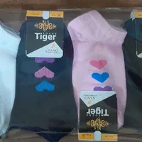 جوراب مچی زنانه و مردانه با طرح های متنوع