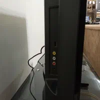 تلویزیون ۴۲ اینچ سونی با میز تلویزیون|تلویزیون و پروژکتور|بندر انزلی, کارآموزی|دیوار