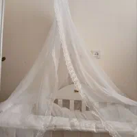 یک عدد تخت کودک درحد نو