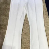 تعدادی لباس و شال