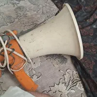 بلندگوی دستی