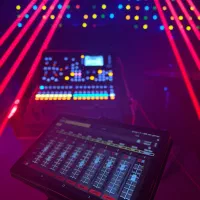 دیجی.گروه موزیک عروسی|خدمات پذیرایی، مراسم|رشت, نامجو|دیوار