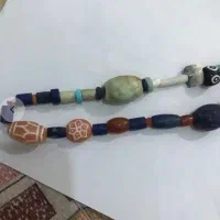 یک‌ بند مهره گبری و یک میل مفرغ عکسی