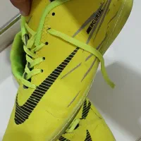 فوتبال و والیبال کفش