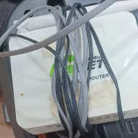 یک دستگاه مودم سالم|مودم و تجهیزات شبکه|اهر, |دیوار