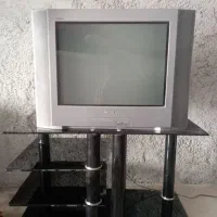 میز وتلویزیون