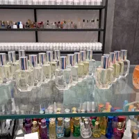 فروش اسانس عطر هم عمده فروشی هم خرده فروشی