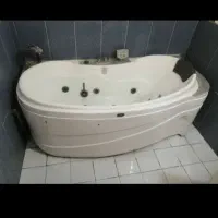 وان و جکوزی