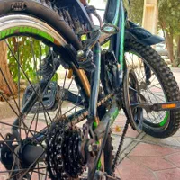 دوچرخه|دوچرخه، اسکیت، اسکوتر|باغ ملک, |دیوار