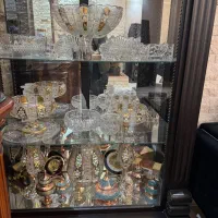 ویترین چوبی ۴ طبقه با هالوژن|بوفه، ویترین، کنسول|تهران, فردوس|دیوار