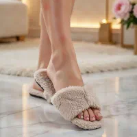 دمپایی رو فرشی کد ۱۰۶۲۹ عمده کفش کتونی صندل