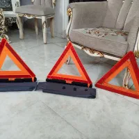 مثلث خطر . نمد داشبرد . کفپوش . خطر شاهین