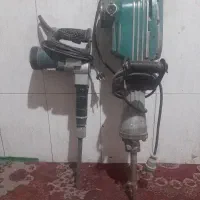 کنده کاری وتخریب