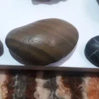 سنگ کهنه رگه دار