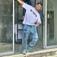 فروش ویژه تیشرت و ست تیشرت و شلوار