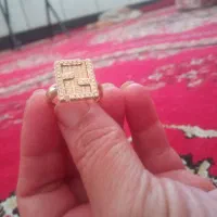 انگشتر طلا وزن ۲گرم و ۷۸۰سوت .