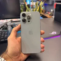 iphone 15 pro max همراه با ریجستر در حد اک