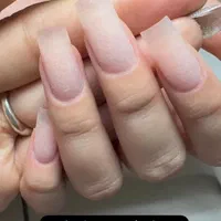 کاشت و ترمیم ناخن شهرری