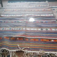 یک عددگلیم دست بافت قدیمی به فروش میرسد