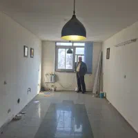 آپارتمان اداری ۱۳۰ متری۳ خوابع پستچی نبش اردیبهشت